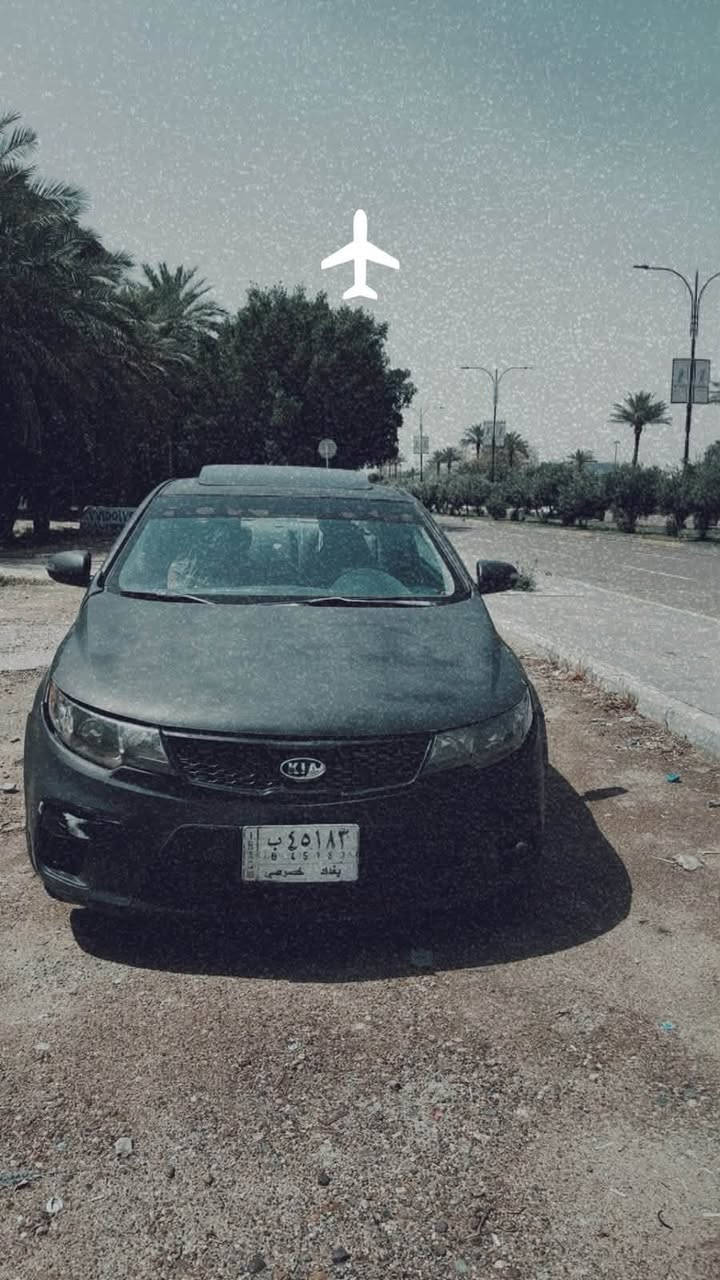 السلام عليكم
فورتي 2010 
مكينه 2400 دوش 
وارد امريكي
مصبوغه. عام اسود طافي وصبغها واكع 
سلايد روف
شاشه
تبريد
رقم بغداد بسمي
السعر 55 وبي مجال

***********
*********** واتساب
