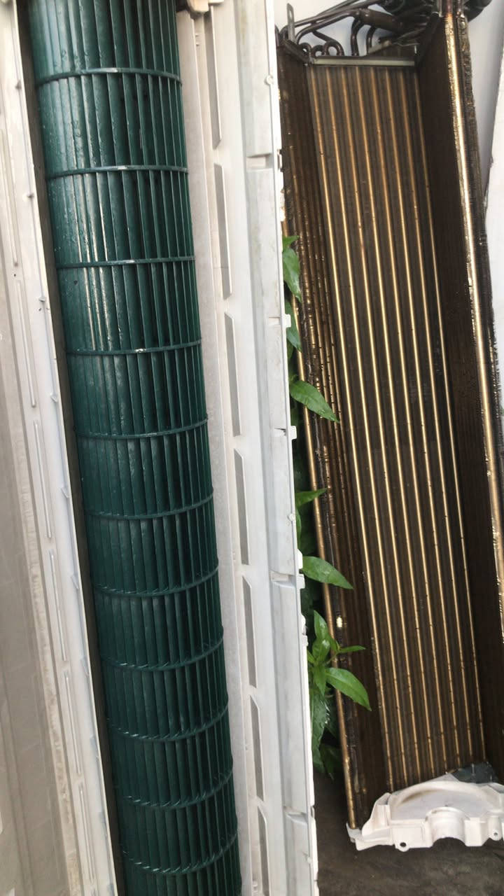 مهندس جابر للتبريد والتكييف 

عندك سبلت عطلان لا تحتار 🤔اتصل 📞والصيانه داخل بيتك وانسب الاسعار ولا تفكر بالتصليح الممل نصلكم أينما كنتم 
متخصصون في نصب وصيانة اجهزة التبريد
كادر هندسي مختص في نصب وصيانه كافة أجهزة التبريد
جداري • كنتوري • كاسيت •
صيانه وتنظيف موقعي كافة اجهزة التبريد  (صيانه جهازك في منزلك)
💥نصب السبالت بضمان التنصيب والعمل❄️❄️
💥فتح وغسل جميع انواع السبالت بضمان جوده العمل
💥ليك وصيانه جميع انواع السبالت والمكيفات  بضمان العمل موقعيا
💥صيانة الكارتات ومعالجة الرموز 
💥كابسترات اصليه
💥شحن غاز درجة اولى مع الضمان
💥إلغاء مجمع التدفئة بحرفيه ممتازة
💥ضمان موسم كامل في عملنا
لسنا الوحيدين لاكننا الافضل 👍💪💪
للتواصل راسل الصفحه اوالاتصال عبر الارقام التاليه
***********  واتساب
