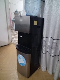 براد نظيف حار بارد السعر 65 وبي مجال العنوان الدوره حي المعلمين 077555...