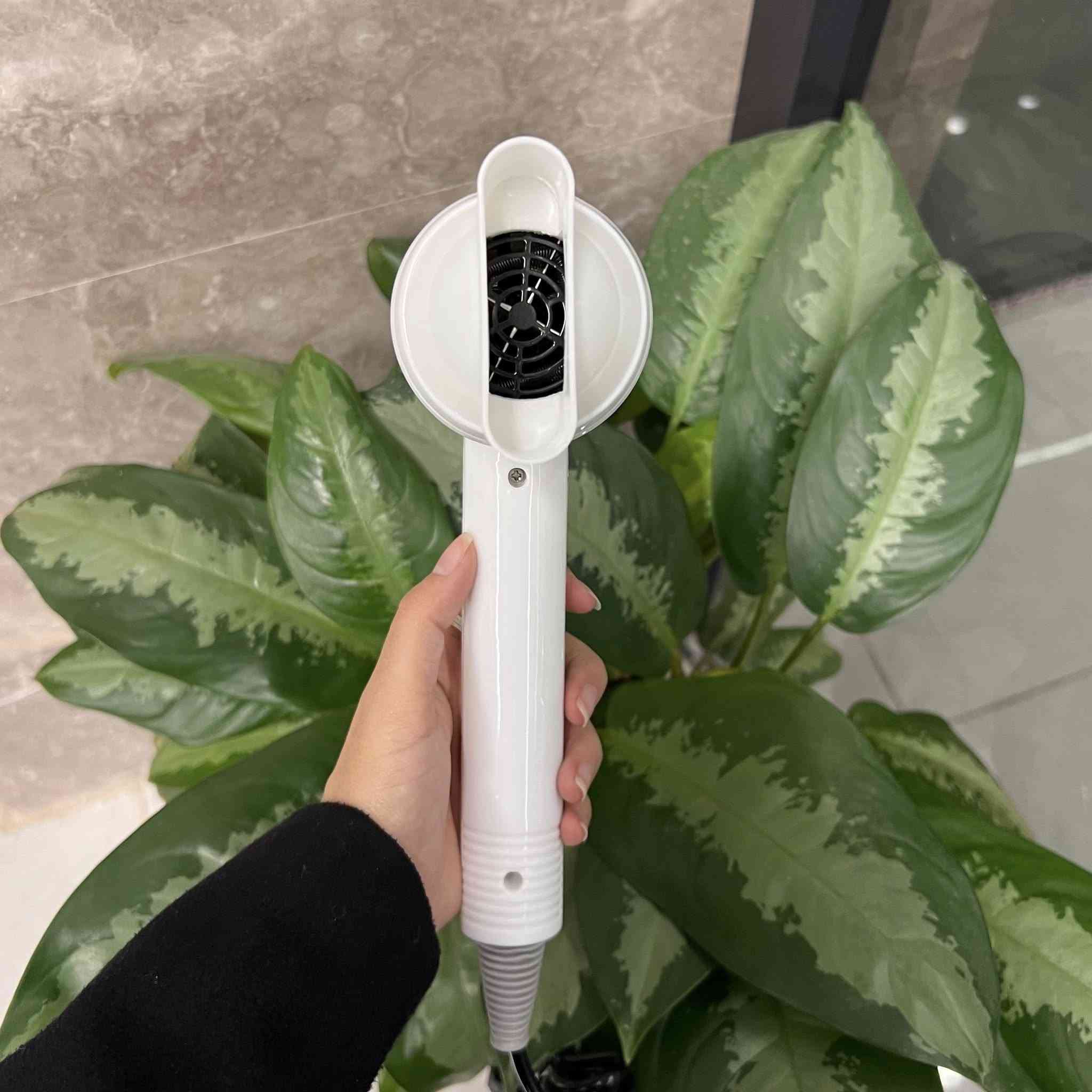 للطلب الرابط ادناه
https://rolemall.com/?strung=BTHL1ffgootquality12360

💨 مجفف شعر Powerful عالي السرعة!

محرك قوي لتجفيف سريع وعملي ⚡
هواء ساخن وبارد لتصفيف أسهل 🌡️
عدة سرعات + تصميم مريح لليد ✋
غلاف مطاطي للحماية
مع قطعة تجميع الهواء 🎯

اختصار الوقت… ونتيجة احترافية من كل استخدام


**إذا كنت صاحب هذا الإعلان وتريد حذفه لأي سبب، رجاءا أرسل رسالة إلى الدعم الفني**