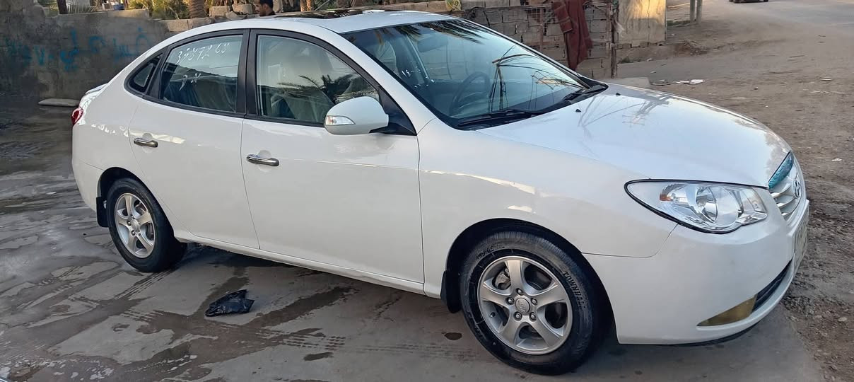 السلام عليكم للبيع الانتره 2011 محرك 1600 فول موصفات دكشن عالي فتحه اربع دكس اشاير مري حداديه تخم تاير مكينه تبريد تتفئه   خير من الله  سياره مكفوله كفاله عامه ماعده كارت ب بنيد سياره حلوه وجاهزه من كلشي  المكان النجف المشخاب اي ستفسار ***********
