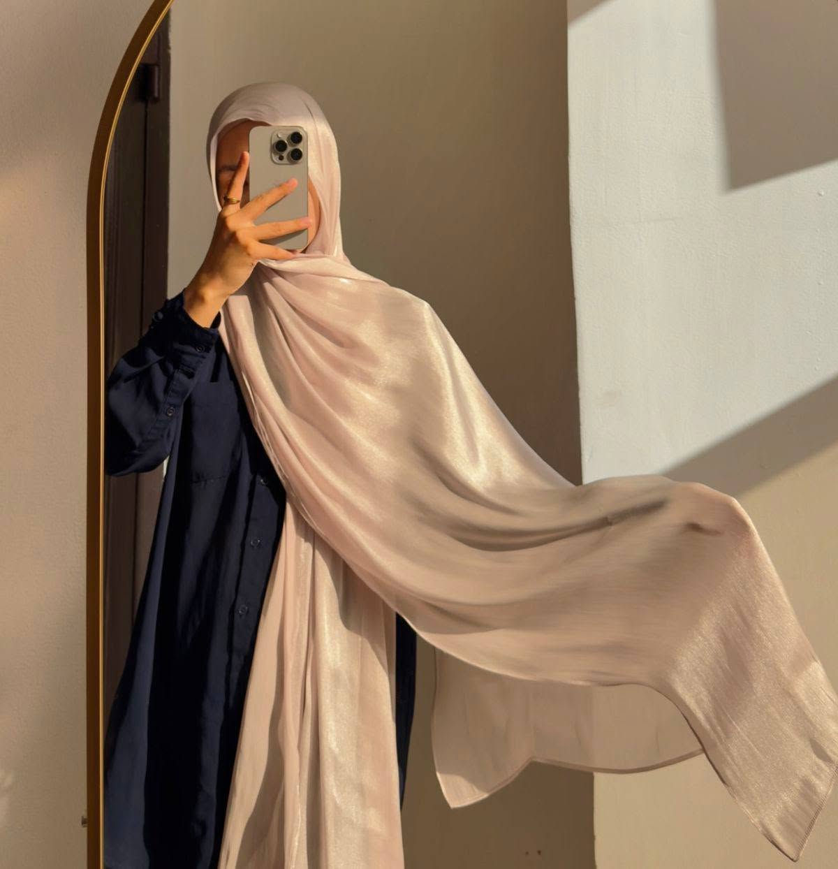 شال الاوكنزا 
آخر ٤ ألوان 
شرط الفحص امام المندوب 
السعر 6 الاف 
الحجز مراسله واتس اب ***********
