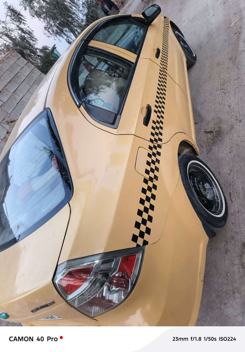 السلام عليكم افيو لبيع مديل ١١ بنيد صبغ و باب خلفي نص صبغ وباقي مكفول رقم جديد بسمي تخم تاير حداديه كله جديد  مصفره من كلشي بيع مستعجل شراي يتصل ***********
