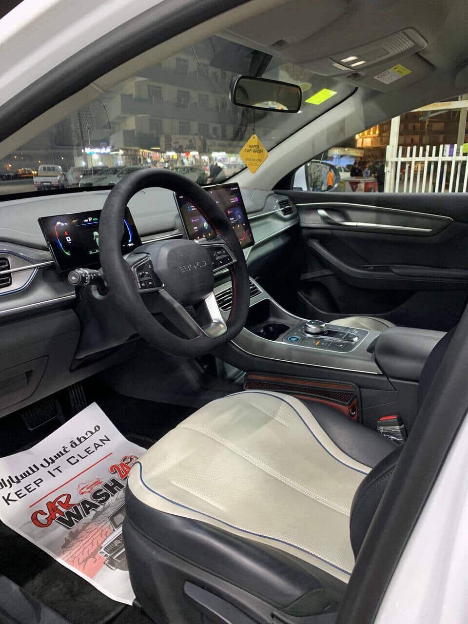 السلام عليكم 
بي واي دي دستروي 
زيرو لا طخه لا شخط لا ضربة 
كفاله عامه 
ماشية ٩٠٠٠ كامل ملحقاتهه بسمنه 
عنواني بغداد الكرادة كم سارة الشراي يتصل مكلف بل نشر 

***********
السعر ١٨ مليون او نص او بيهه مجال
