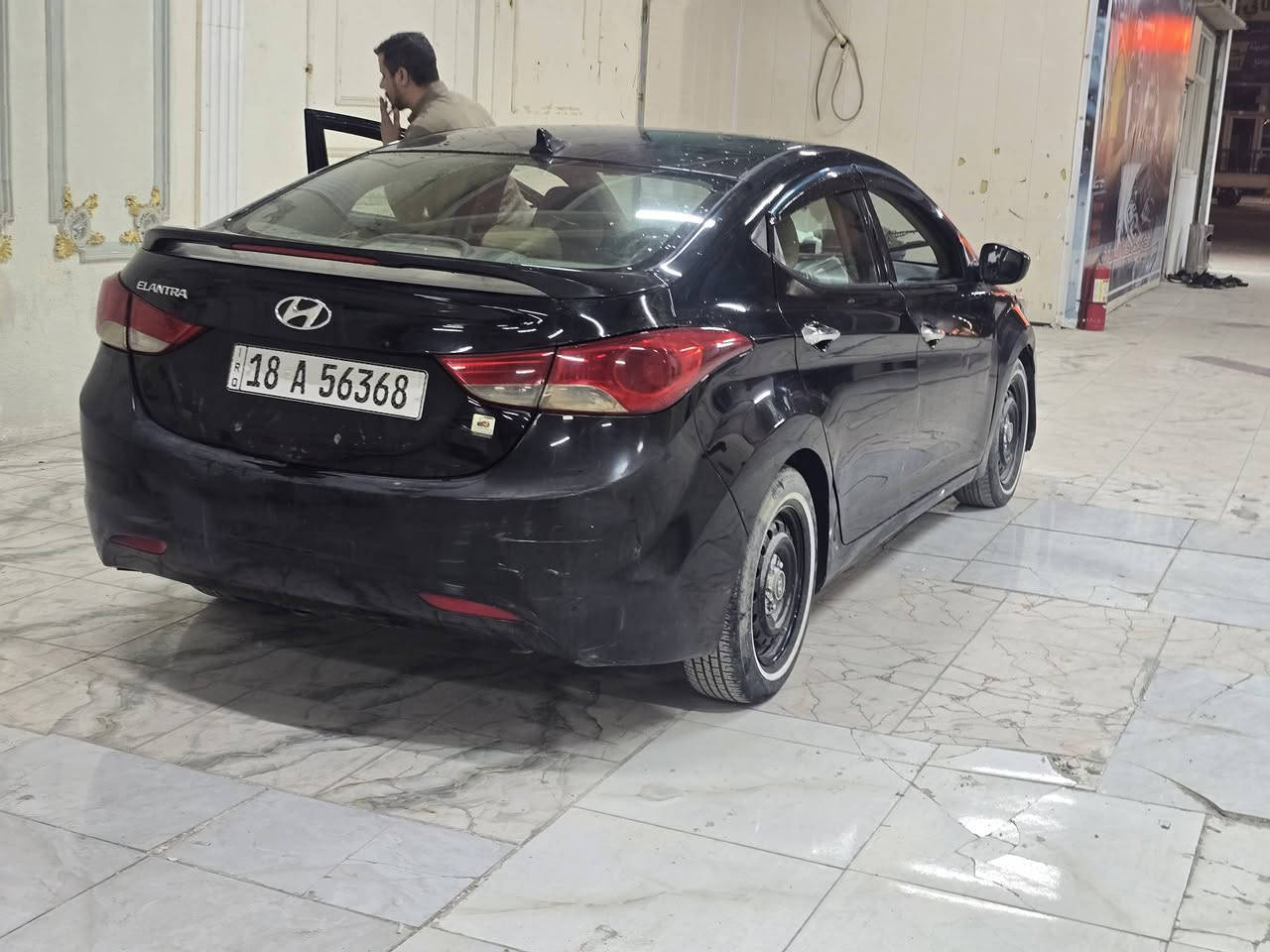 اسلام عليكم النتره وارد مريكث موديل 2013 بيه اربع قطع حادث مريكه جاملغ  وبنيد مكينه 1800دوش بيه حادث مريكه  سعر 88 وبيه مجال. باسمي سياره ***********
