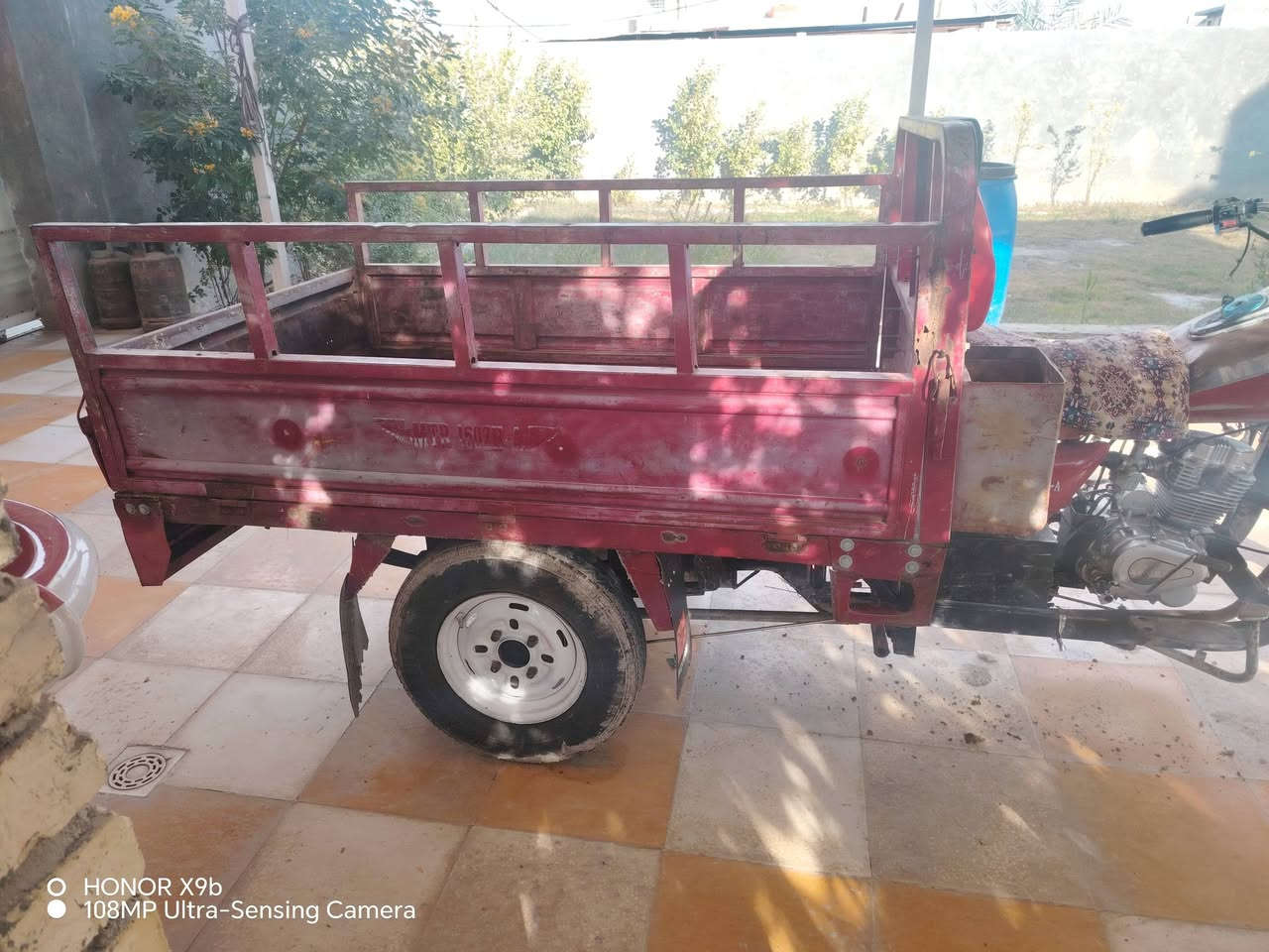 سلام عليكم ستوته ام تي ار موديل 14 رقم وسنويه محرك25 اكسن مال صقر كهربائيات شغاله  شاصي مقفول 
مكان بابل الحمزه الغربي *********** السعر 1200 وبيها مجال
