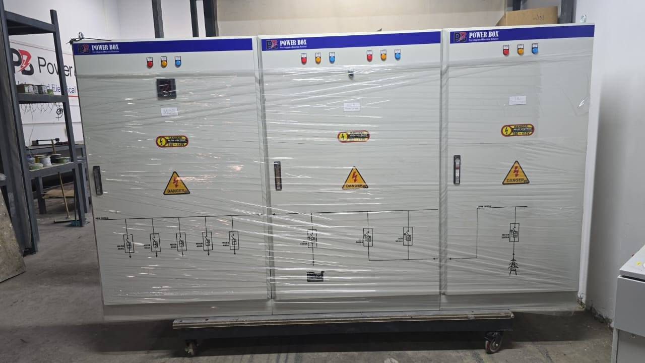 القوة والتحكم في لوحة واحدة! ⚡
هل تبحث عن الأمان والكفاءة لمنشأتك؟ نحن متخصصون في تصميم وتصنيع اللوحات الكهربائية بأعلى المعايير العالمية.
لماذا تختار لوحاتنا؟
✅ تصنيع مخصص: نصمم اللوحات حسب احتياجات مشروعك (MDB, SMDB, DB).
✅ مكونات أصلية: نستخدم أفضل الماركات العالمية (شنايدر، ABB، سيمنز).
✅ أمان فائق: حماية كاملة ضد الالتماس والحمل الزائد.
✅ تشطيب احترافي: ترتيب أسلاك (Wiring) دقيق يسهل عملية الصيانة.
✅ اختبارات الجودة: تخضع كل لوحة للفحص الدقيق قبل التوريد.
خدماتنا تشمل:
لوحات التوزيع الرئيسية والفرعية.
لوحات التحكم في المحركات (MCC).
لوحات تحسين معامل القدرة (Capacitor Bank).
لوحات التحويل الأوتوماتيكي (ATS).
وكل ما يخص الطاقة
علما ان هناك خصومات كبيرة للكهربائين وللمشاريع الحكومية والأهلية
📍 البصرة المشراق
📞 للتواصل والاستفسار: ***********
