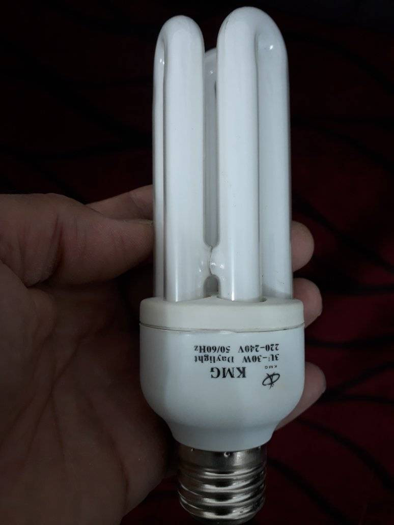 وصول مصباح ثري يو غازي  30 واط 
إنارة ابيض 
تعبئة الكرتون   50  قطعة 
سعر الكرتون   28000   دينار 
العرض شامل التوصيل المجاني لكل مناطق العراق بما فيها المناطق النائية والقرى والقصبات 

واتساب الحجز//
                      ***********
