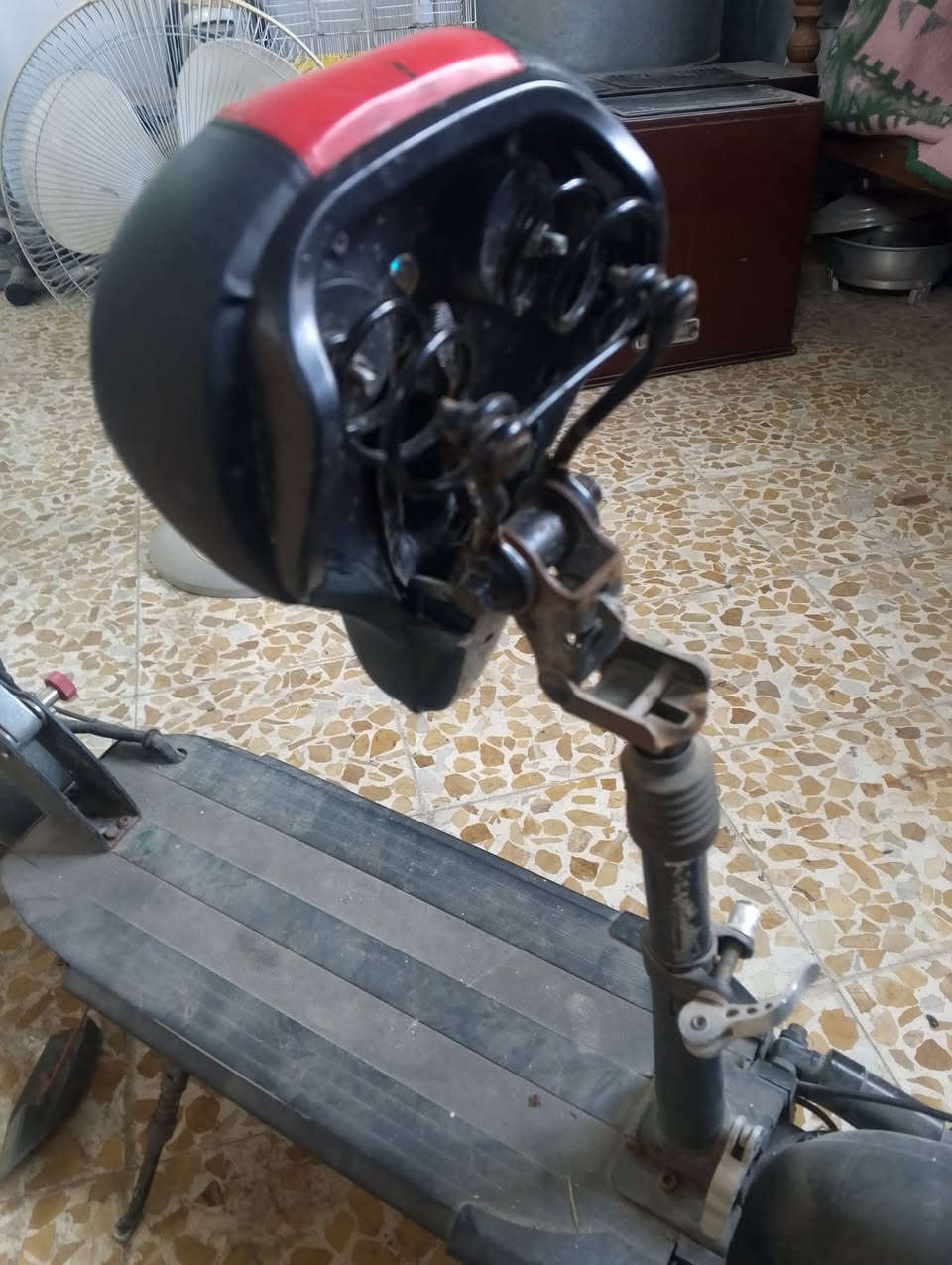 سكوتر شحن عاطل ابيعو فحم 40الف


**إذا كنت صاحب هذا الإعلان وتريد حذفه لأي سبب، رجاءا أرسل رسالة إلى الدعم الفني**