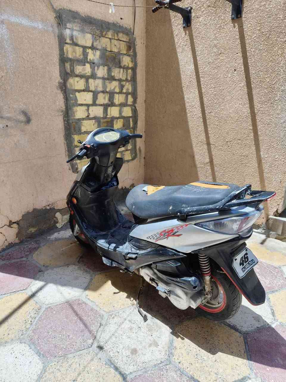 سـلام علـيكم ورحـمة الله وبركاته 
G4گامگو للبيع
دراجه طافيه طافيه طافيه
ابيع كوم حديد كوم حديد 
سابقاً نگره سلف هندر
حاليا هم سلف دير بس نار ماكو حت لباتري كعد كهربائيات كلهه شغاله اشاير لايت عالي وناصي بك لايت سكن احمر دبل اشاره كلوبات اكرستال.
گيج بانزين شغال رون شغال كله شغاال بس حاليا لكويل مايطلع نار 🔥 فقط ولباقي كله شغاال بس حاليا دراجه طافيه
سعر 200 وبيه مجال لشراي 
نـاصـرية مركز
*********** بي واتساب 
عزيزي فدوه لوجهك مو شراي لا تتصل ولا تعلق
