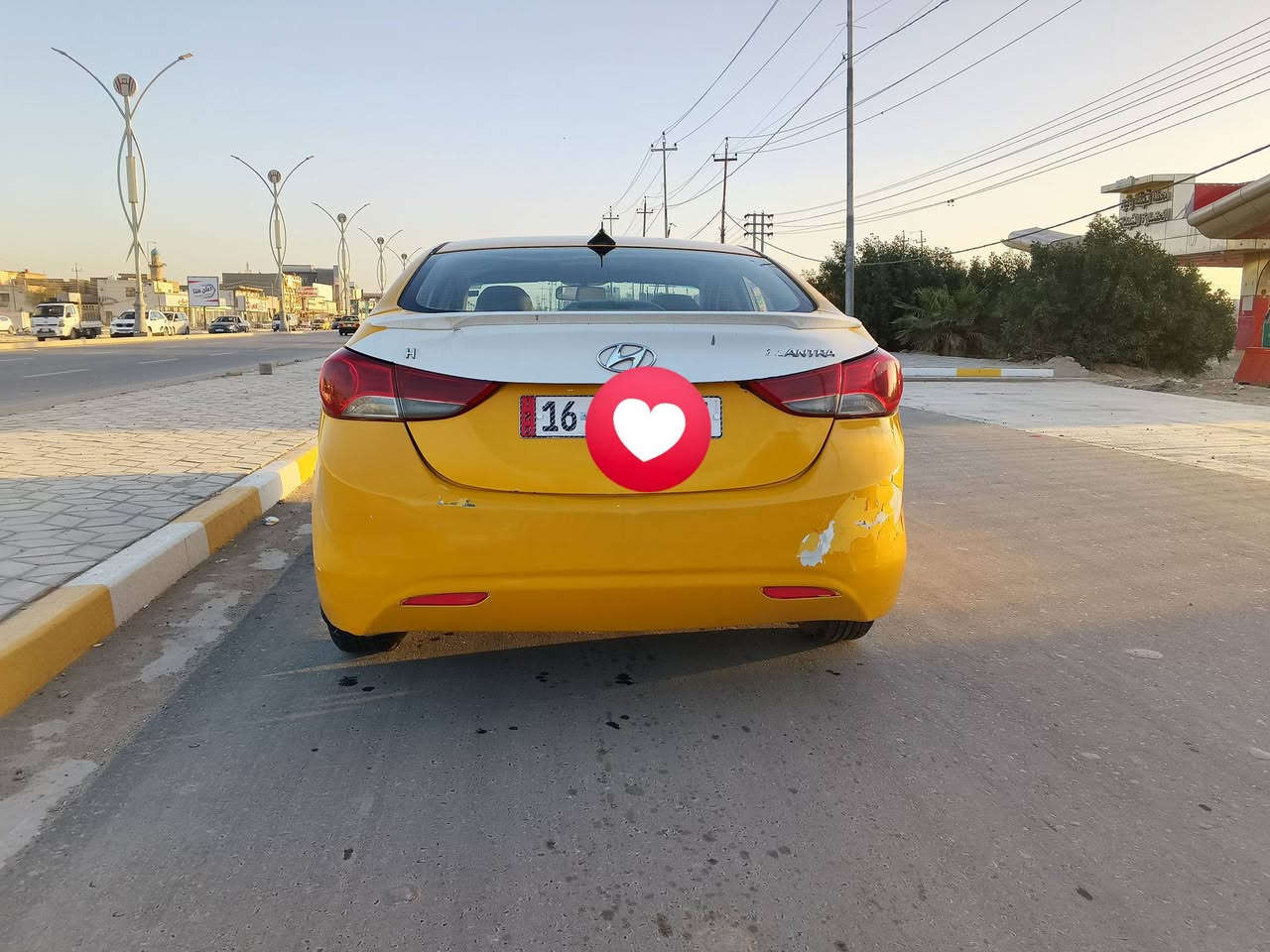 سلام عليكم النترا 2012 سياره بيهة  جاملغ الخلفي وارد خليجي  سياره كلشي شغال مابيه اي نقص حداديه جديده تبريد ثلج تخم تاير جديد سياره جاهزه   مكاني الدوانيه رقمي ***********
او مرواس بسياره سايبه من مديل 20 لحد 22 والفرق يكون نقد نقد نقد واذا من دوانيه يكون افضل
