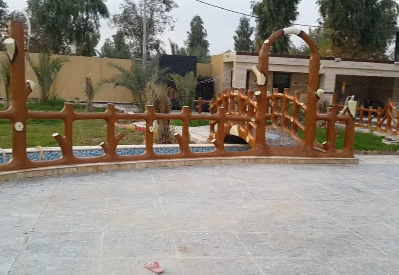 يم پرديس ستون. 🌺 لا تحير  بحديقتك 
غير شكل بيت وغير نفسيتم 
*********** واتس اب  او اتصال
