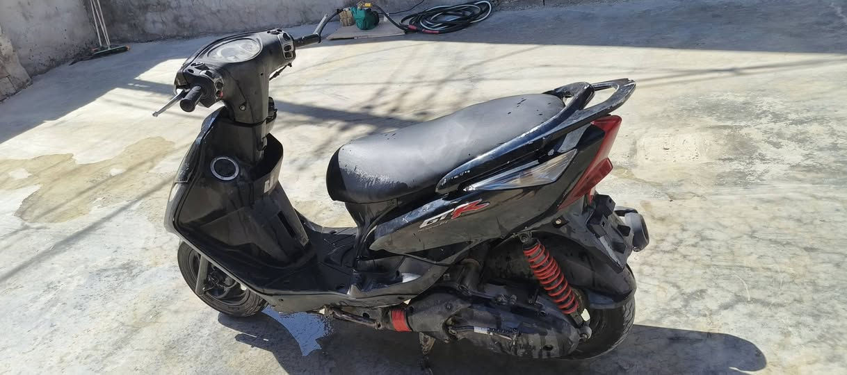 السلام عليكم دراجه ماكس ثلعب للبيع تشتغل وتطفه ماعرف شبيها ابيع كوم حديد تجي تحملها وتروح سعر قفل 250 مكاني بغداد المعامل الحسينيه ***********
