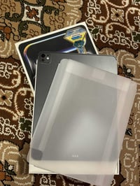 ايباد برو 13 • M4 • ٥١٢