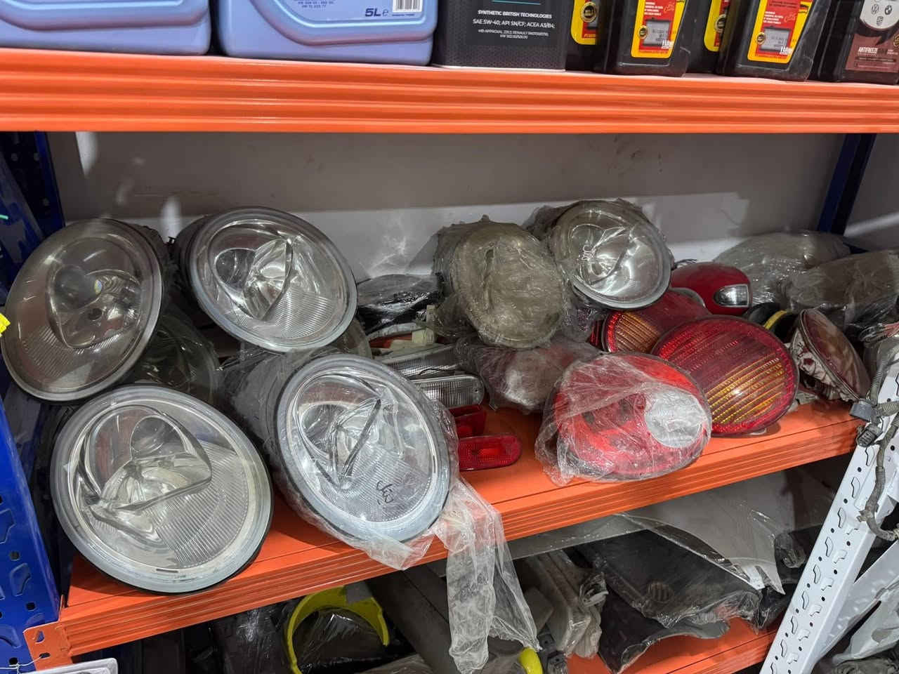 تصفيه دواخل🚗🚘
متوفر في مركز بيتل✅ 
🟢دواخل بيتل موديل 2000-2019
⭕️ايرباكات
⭕️عضمات دشبول 
⭕️قطع فوك الستيرن وجوه الستيرن
⭕️قاعده مسجل 
⭕️تحكم تبريد 
⭕️ستيرن
⭕️ايرباك فوك الجكمجه مع القطعه البلاستك
⭕️قاعده كير 
⭕️حوض الكير
⭕️تكم امامي خلفي اليمين واليسار
⭕️دواسه الباب داخليه
⭕️ربل بيبيان
⭕️جامه خلفيه
⭕️تكيه اليد
⭕️دواخل الدشبول كامل
⭕️بطانة خلفيه تك واحد جهه اليمين
⭕️مرايات الكراسي
⭕️مرايه صغيره بالسقف
⭕️يده فوك الدشبول
⭕️تحكم زراكات الماء
⭕️تحكم تشغيل لايت عالي وناصي
⭕️ازرار تحكم جام مزدوجه ومفرده
حدادية كاملة
راديترات
فريزات
كمبريسرات
فانات

🟢يوجد توصيل جميع محافظات العراق
🟢للتواصل ***********
