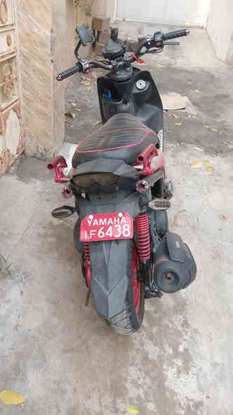 سلام عليكم دراجه سكنس للبيع مزودة كلجات يدات دراجه نضيفه سعر مليون 500 بيها مجال مكان بعقوبه بهرز رقم استفسار ***********
