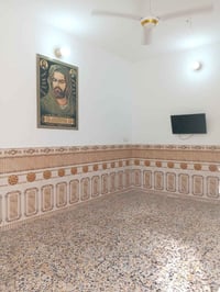 بيت للبيع • ١٠٠م • يمين جامعه الكفيل