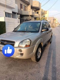 توسان 2009 بدون صبغ فقط بل دوسة تعديل عل بارد شبر بس/ محرك كير تبريد ك...