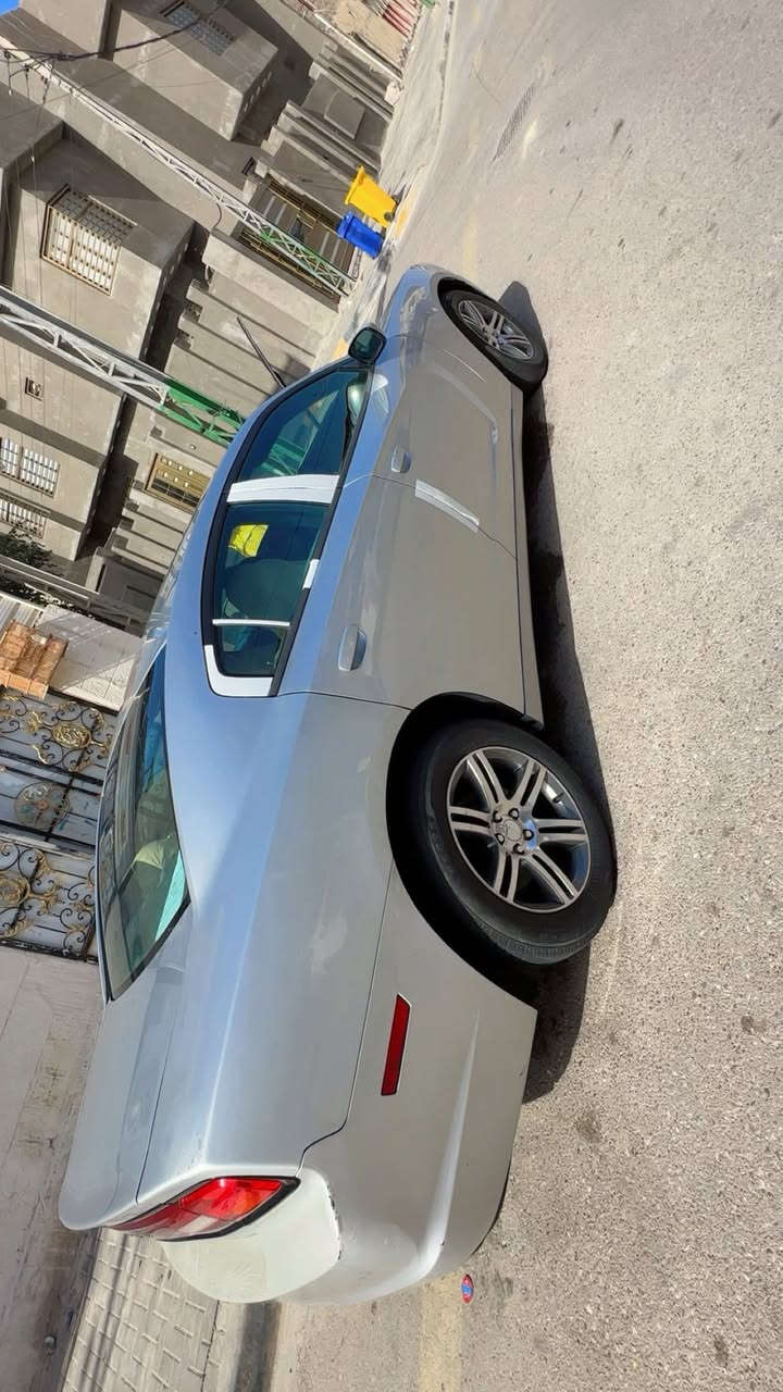 السلام عليكم جارجر مديل 2012سياره جاهزه كلش مكينه وكير جدد طخم تاير جديد وكين صار يومين من شاده ويل خليجي وارد كندي سياره بيهه مكانات صبغ بس ابيع حزام بس صبغ السعر 130وبيهه مجال رقمي ***********
