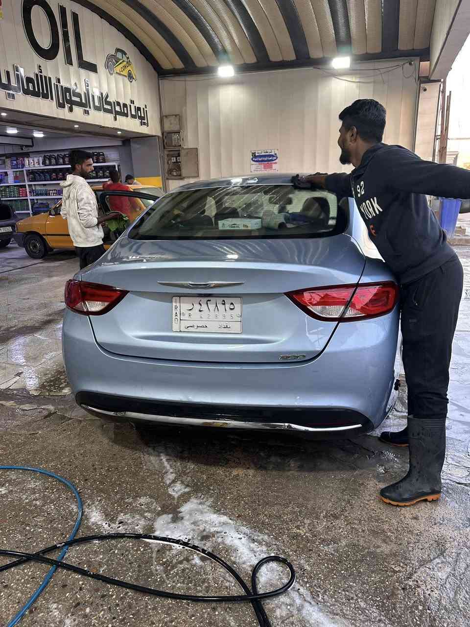 السلام عليكم سي 200 موديل 2015 محرك 2400
حادثه جاملغ امامي ايمن معدل بمكانه 
والباب الايمن امامي صبغ فقط 
سنويه بسمي جديده لشهر 9 
تبريد ثلج 
ماشيه 200،000 كيلو مو ميل
مكاني بابل المحاويل 
معروضه ب100 وبيها مجال بسيط


**إذا كنت صاحب هذا الإعلان وتريد حذفه لأي سبب، رجاءا أرسل رسالة إلى الدعم الفني**