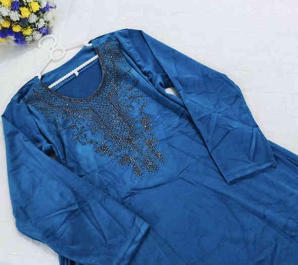 قديفة ناشف تطريز ستراس درجة اولى 
السعر 👈 ٧ الف فقط
قياسات L. XL. xxL
 وزن 60 __ 80
متوفر جمله مفرد 
سعر الدرزن 75
للحجز رقم الهاتف ☎️ وعنوان 🏢
متوفر توصيل داخل النعمانية 🚕
رابط الانستا/https://www.instagram.com/wkllkhgt?igsh=cjl4bXZjYmFoNXNh
متوفر توصيل جميع المحافظات  🚛 
رابط القناة https://t.me/ggbkuu
*********** واتساب
*********** واتساب
*********** واتساب
