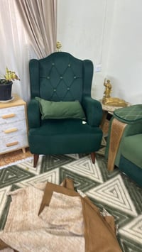 … تخم قنفات  قنفتين ام ٣ وقنفتين ام ٢ وكرسي سعرهم ٣٠٠ الف … كاونتر  مت...