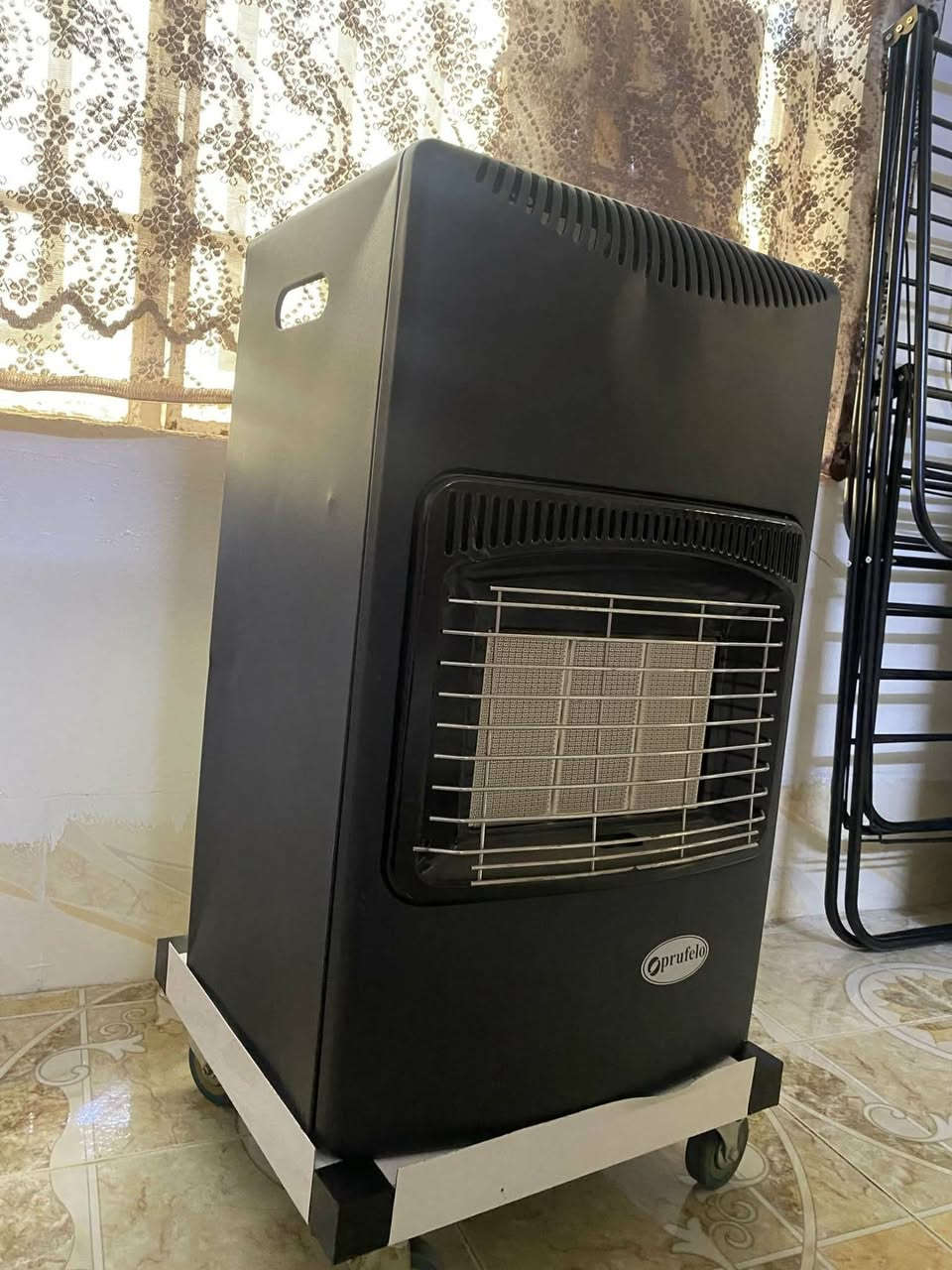 سيت طبله وسطيه و٤ صغار كلش نظيف ٣٥ الف والموكيت ٤/٣ بعده جديد وثخين كلش نظيف ٧٥ الف والصوبه الغازيه ٣٥ الف اربيل بحركه


**إذا كنت صاحب هذا الإعلان وتريد حذفه لأي سبب، رجاءا أرسل رسالة إلى الدعم الفني**