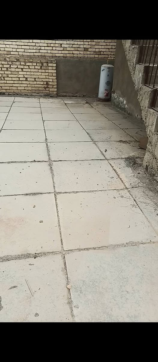 بيت للبيع – بغداد الشعلة / السلاميات
بيت بمساحة 200م
موقع مميز جداً وقريب على الشارع العام – شارع بيت نورية
يتكون من:
4 غرف نوم
استقبال واسع
مطبخ
كراج سيارة
وكل الملحقات متوفرة
البيت مناسب للسكن العائلي وموقعه يخدمك بكل احتياجاتك اليومية.
للجادين والاستفسار عالخاص أو الاتصال 📞***********
***********
