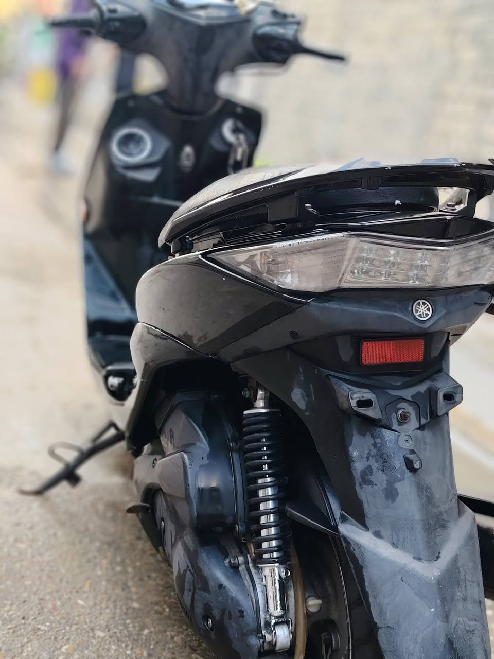 السلام عليكم سكنس لد للبيع دراجه خير من الله نكره وحده تشتغل بصمه عن بعد دراجه بيه كم ملاحظه بصيطات تأخذها اكفلها الك مكينا وكلشي جيب وياك أكبر فيتر وتعال افحص مكاني بغداد ***********
