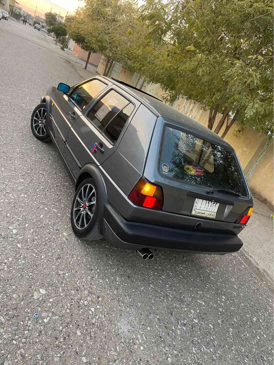 سلام عليكم 
Volkswagen golf mk2 للبيع
‎  دعامي عريض (اوروبي) 
رقم كركوك مشروع وطني لحد2028 كوبون بنزين موجود
محرك 1800 بيلاد قبغ اسود كير عادي 5نمر
دعامي عريض (اوروبي) 4لايتات
سقف سلايت 
جام كهربائي 
 مسجل شاشه بلوتوث
كشن جك 
ريمونت كنترول  قفل مركزي
ويل ماركه SFT حجم 16 اوروبي سبورت تايرات جديد
سيارة جديدة  صدر امامي خلفي جديد كهربائي دعميه للدعميه شرط كل شغال باتري جديد كلشي من سيارة جديدة بدون دينار مصرف صبغ عام للجمالي بدون ضرر
مكاني كركوك رووناكي  سعره 46$ بيمجال للطيبين 
***********
*********** كركوك, العراق
