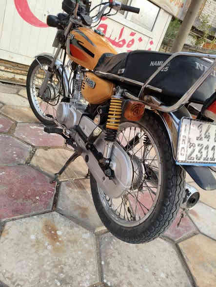 السلام عليكم شباب دراجه نامه شلامجة اصلي من امه للبيع مديل 21 دراجه كفاله عامه كلش ما عده الولفات مبدلات ولباقي كله كفاله الدراجه رقم بصرة وسنويه باسمي مداور ثاني يوم ما اتعبك ابد وهاي نضافتها كدام عينك واي سوال استفسار راسلني واتساب وهاذه رقمي ***********
ولو ما محتاج ما ابيع والله السعر مليون و850 الف وبيها مجال للطيبين
