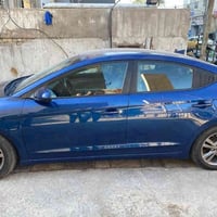 هيونداي النترا 2017رقم بغداد الدولي الجديد ماشيه 80 الف ميل حادثه مرفق...