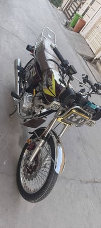 موديل ٢٥ • نظيفه • بمجال