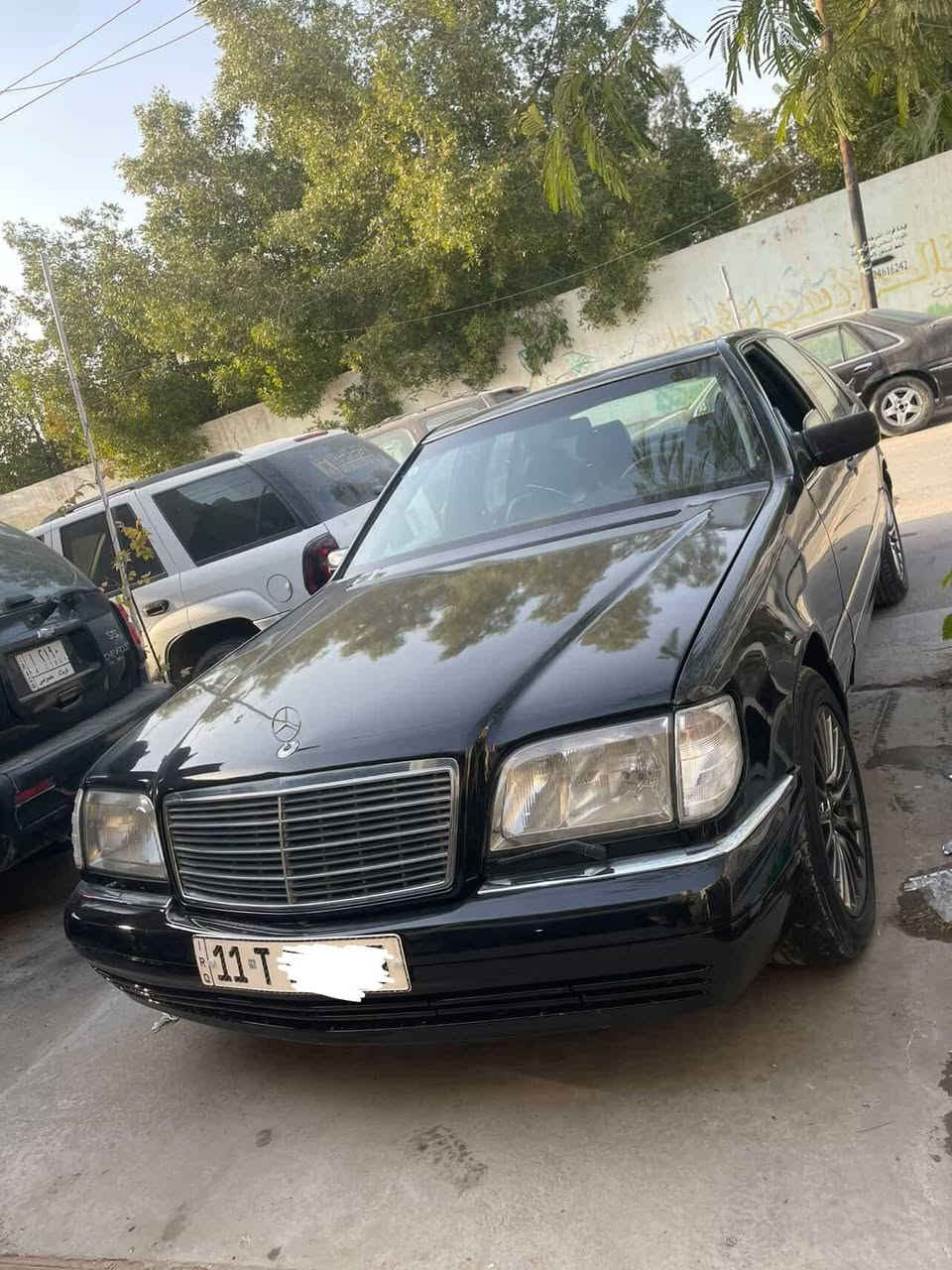 السلام عليكم للبيع مارسيدس شبح حجم 500 مديل 1996 رقم بغداد انكليزي باسمي هزة جديدة سيارة بلادية مابيهة اي جطل محرك كير جدد صدر نضيف تبريد قطعتين دبل ايرباك دبل جام مواصفات الشبح معروفة كشنات كهرباء خزن داخل جلد اسود نضيف السيارة مصبوغة حزام بدون حادث السعر 80  وبيهة مجال مكاني بغداد ***********
