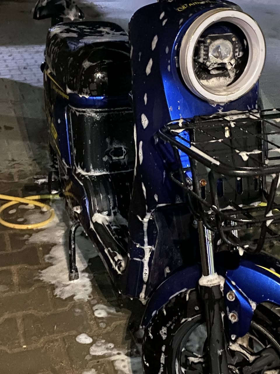 R9 مثل مواضح بلتصوير نضيفه وجاهزه امراوس ويه R7 او X99 وانطي فرق


**إذا كنت صاحب هذا الإعلان وتريد حذفه لأي سبب، رجاءا أرسل رسالة إلى الدعم الفني**