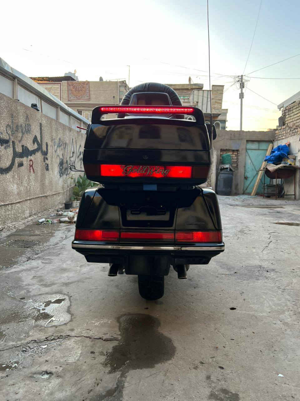 كولد ونك 1500 
السلام عليكم كولد ونك ميدل 1990 مكينه كير كلج مكفولات سبانه مامدود عليهه نكره سلف بكل وقت شلعه ومعدل صاروخ كهربائيات كله شغاله بك شغال جوبلس ات تنزل وتصعد عليهه ادامه كامله دهن امزويل اليوم بدلته قوايش مكينه جدد دسكات امامي وخلفي جدد تخم بلكات مي احمر زيتي جاهزه وين متريد اطلع بيهه بيهه منفيس ومكاتبه سعر 22 مكاني بغداد جميله *********** بي وتساب بيع او مراوس بسياره
