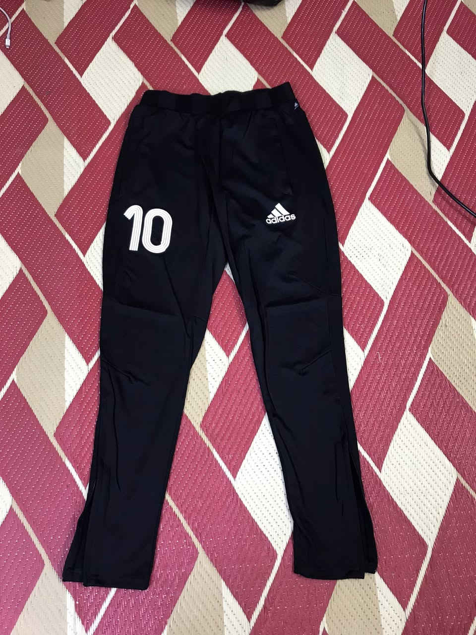 سيت اداديس اصلي قياس مديم السعر 25


**إذا كنت صاحب هذا الإعلان وتريد حذفه لأي سبب، رجاءا أرسل رسالة إلى الدعم الفني**