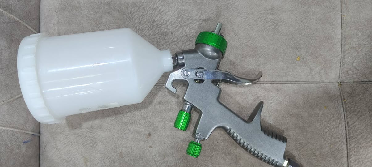 مسدس صبغ سيارات منشأ صين تصدير اوربي 55الف يوجد توصيل ***********
