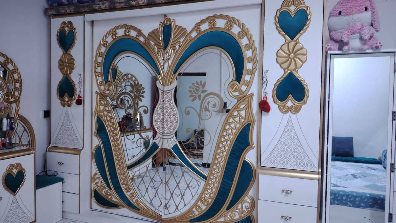 السلام عليكم  غرف نوم  تركيا درج ولال  مستعمل للبيع العنوان البصره كرمه على *********** سعره 800 بيه مجال الطيبين  ويه مندر صليه ضمان 5 سنوات
