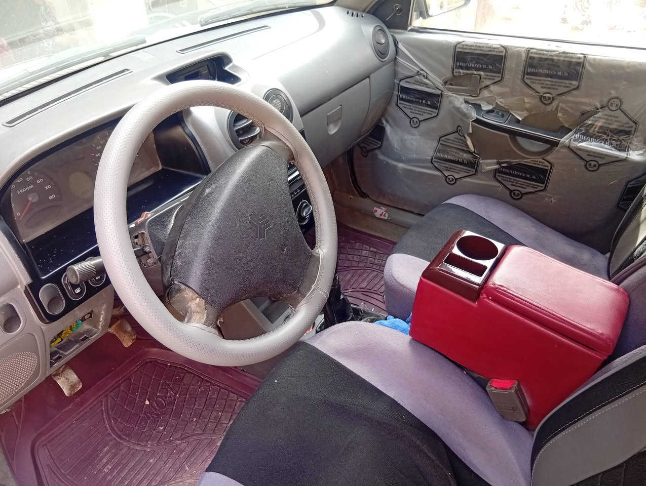 السلام عليكم 
سايبه موديل 15 كشر كير  دواخل شواصي
كلها حلوه...المكينه دايخه 
رقم قادسيه مداور ثاني يوم داخله هزه لل28
السعر 35  العنوان الكفل..بابل 
***********واتساب
***********اتصال
