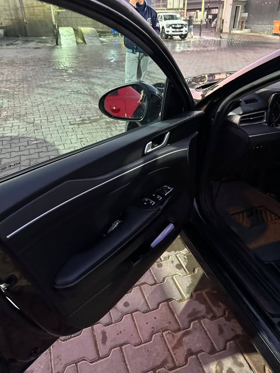 كي فايف K5 2023
ماشية84الف
محرك 1600تيربو
مود قيادة 
شكل رياضي
هند بريك بصمة 
دواخل اسود
اوتو هولد 
تحديد مسار 
توقف ذاتي
لايت زينون + LED
مخرج منفذ الطاقة
نظام مانع الانزلاق 
Abs
Auto Hold    أوتو هولد
شاشة ابل كار بلي واندرويد اتو
الحادث موضح بالصور
ويل كب ١٦  كروم شكل الامريكي
رقم اربيل وكالة او تحويل
السعر 170وبيها مجال
العنوان كركوك
***********
