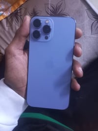 آيفون ١٣ برو ماكس • ٢٥٦ • حي اور