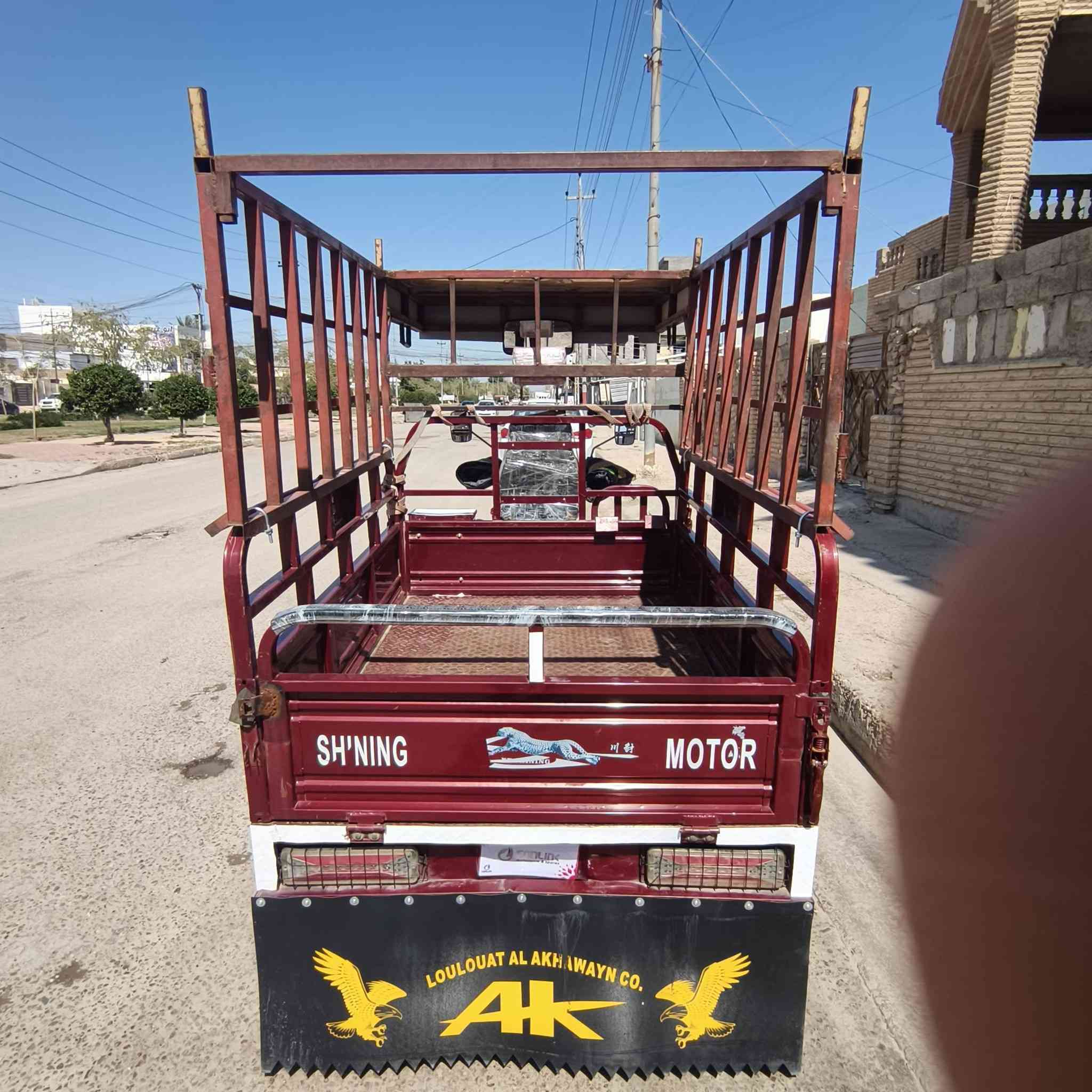 سلام عليكم شباب البيع ستوته موديل 24 بعده جديد كامل فول شرط فحص نظافه وفول محرك ماممدود علي سبانه مكفول كله شغال جديد تجي شوف بعينك تفحص ستوته مكفوله بيه ورقه حاويه جاهزه من كلشي مابيه أي نقص سعر مليون800  بي مجال مكان الرمادي التاميم الاتصال على رقم الهاتف ***********
