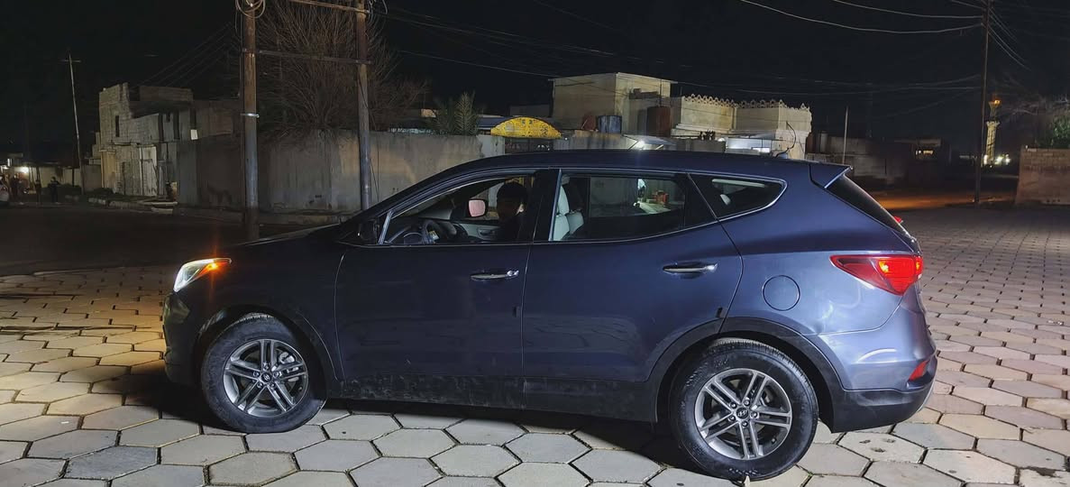 السلام عليكم سياره للبيع سنتافي موديل 18 سياره وضع الشركه ما ناقصها اي شيء اللي يحبليخابرني احط لكم الرقم***********
