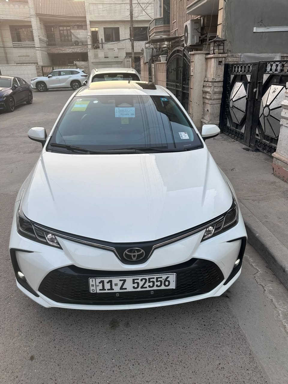 السلام عليكم
كورلا خليجي موديل 2025 محرك 1800 هايربد بانزين السيارة فول واحد ع واحد من عدا كشنات كهرباء السيارة ماشية 13 والسيارة بأسمي والسيارة مكفولة كفالة عامة من عدا اكو رصعه بسيطه بالصندوق مسحوبه وشخوط بالدعاميه بسيطه باقي السياره مكفوله 
والمكان السيديه
والسعر 154$
وهذا رقمي ***********
