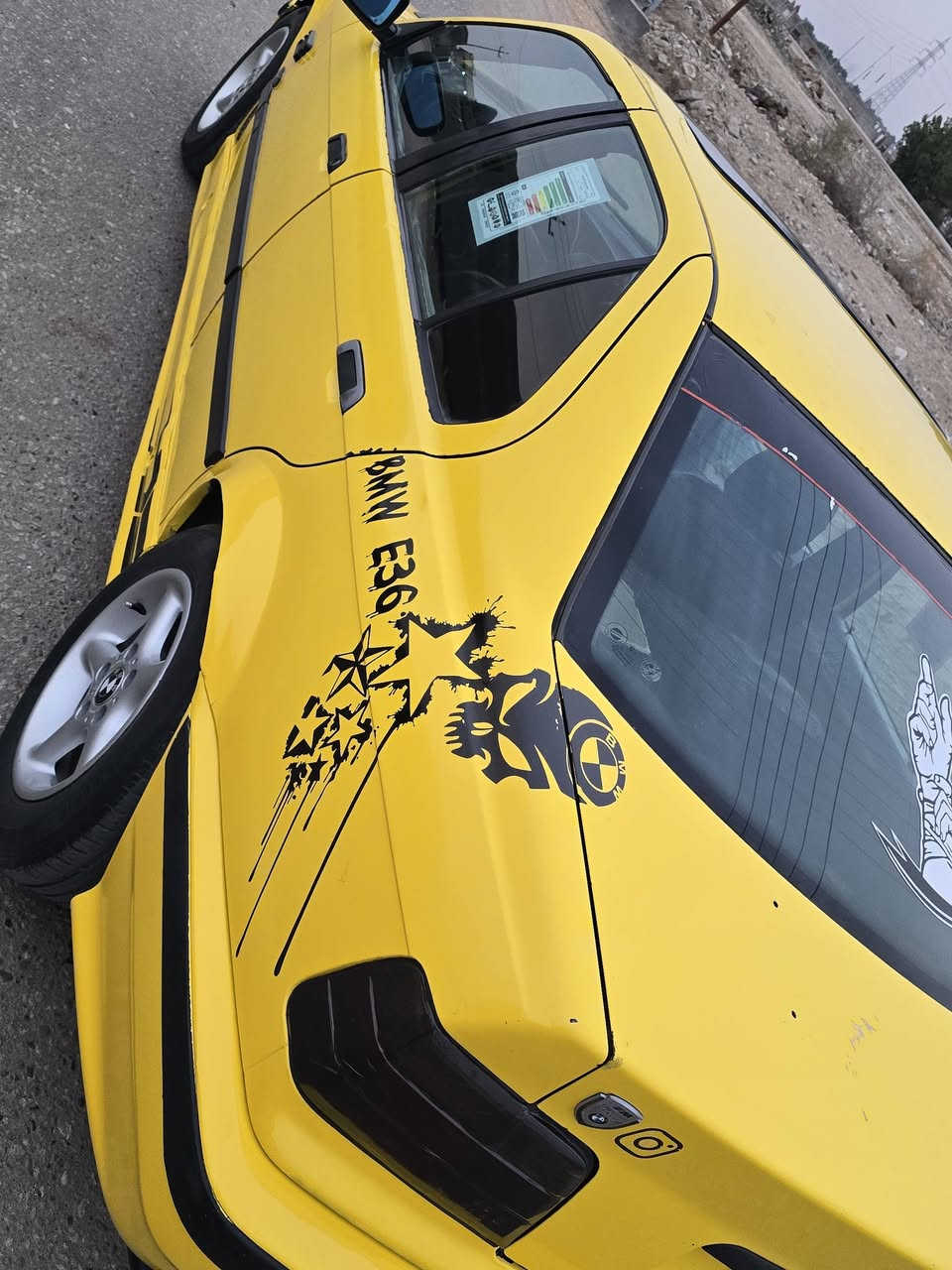 السلام عليكم للبيع بيم دبليو320
سياره جاهزه من كل نقص 
موديل 1992
تحويل مباشر رقم بغداد 
مكان السياره بابل مشروع المسيب 
الشراي يتصل *********** 
السعر ٣٨ وبيه مجال
