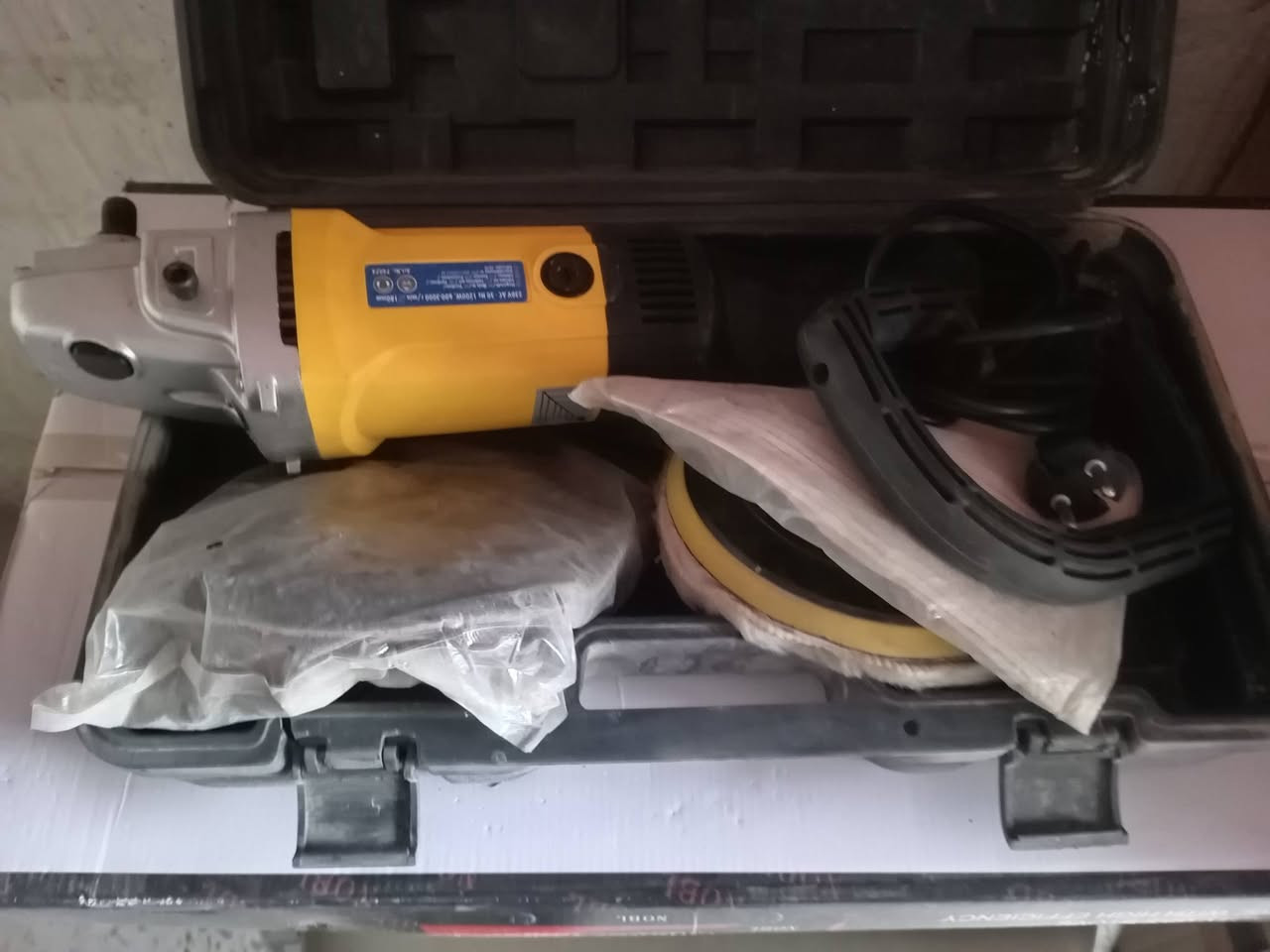 كوسره بوليش جديده بلباكيت مامستخدمه ٣٥ الف


**إذا كنت صاحب هذا الإعلان وتريد حذفه لأي سبب، رجاءا أرسل رسالة إلى الدعم الفني**