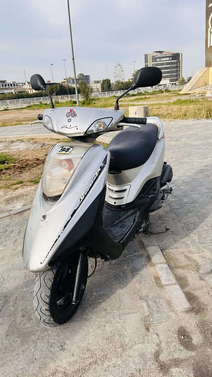 السلام عليكم بريز لايت جوه  دراجه كفاله شلعه معدل تشك الكاع  سلف هندر كهربائيات شغاله السعر ٦٠٠ وبيه مجال حك الجيه مكان مدينه الصدر ***********
