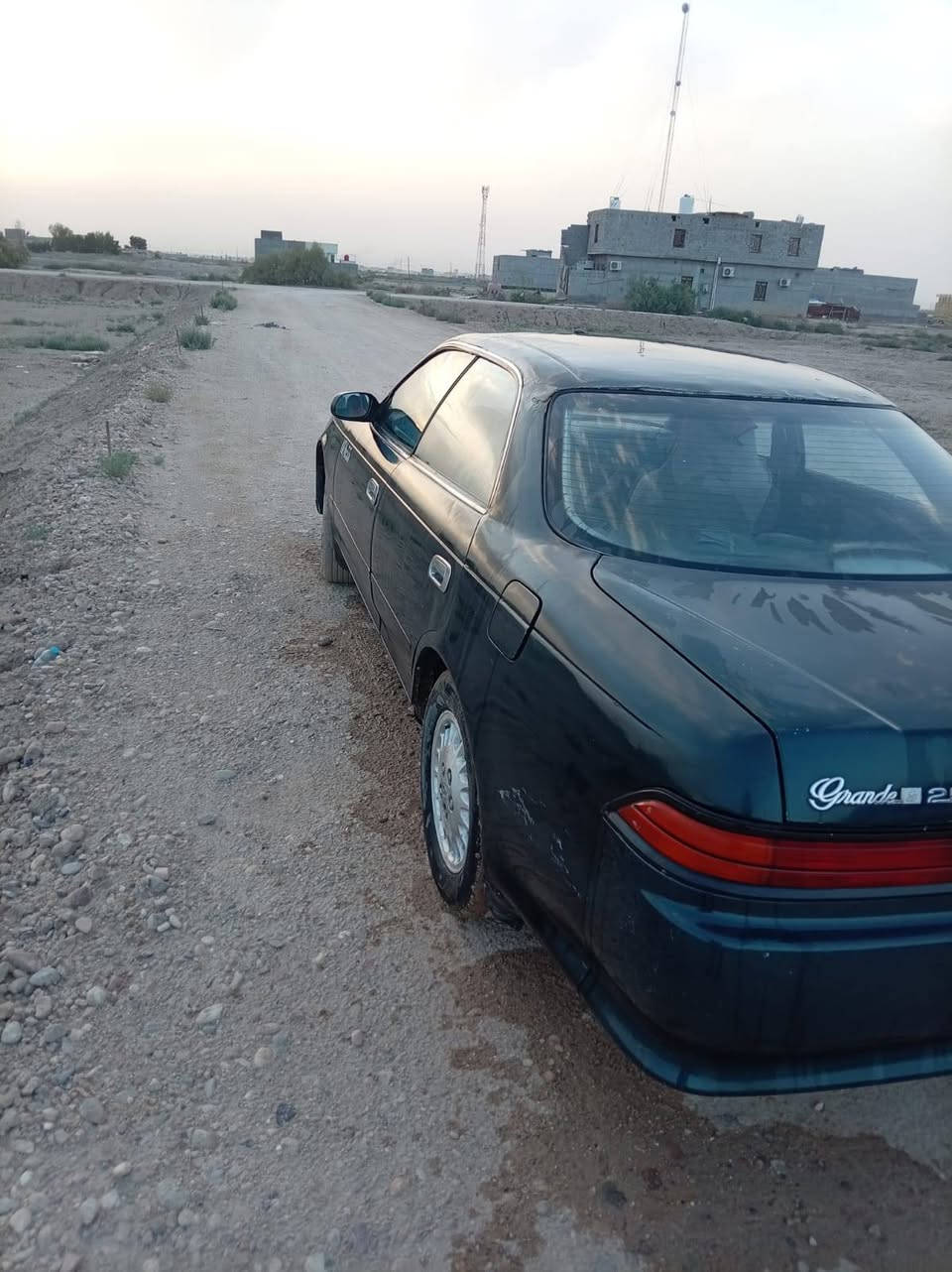 مارك موديل 1995 اخضر زيتوني كير ومكينه مكفولات حداديه نص عمر تبريد شغال
كهربائيات شغاله
مشروع وطنية سنويه منتهيه
‏‪0771 200 2496
‏‪0785 190 8998‬‏
