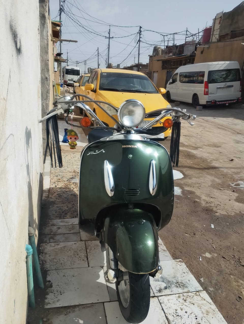 سلام عليكم ورحمة
دراجه نوع هونده ياباني قديم  مديل1998كفاله عامه مكينه125 بلاد كفرات بلاد كلها بلاد وكلها شغاله سلف وهند اشاير لايت زنون دراجه حلوه وجديده السعر مليون50وبيها مجال خوان المايعرف بيهن لاا يتعبني مكاني بصره 5ميل حي طارق ***********بي واتساب
